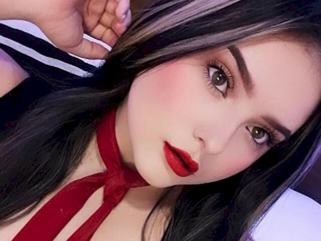 CharlotteHar's profile - Image n°2