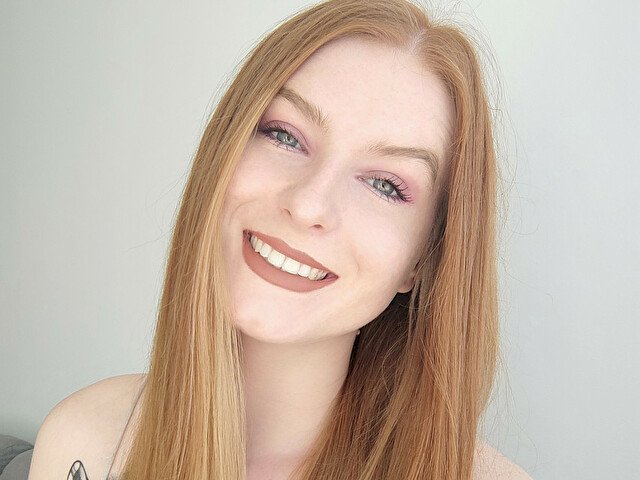 charmGIGI's profile - Image n°2