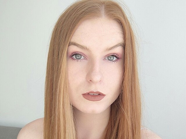 charmGIGI's profile - Image n°3