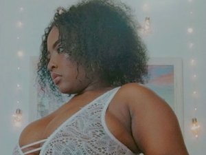 ChaynaSean's Sexcam