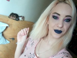 CarlyDarvinx's Sexcam