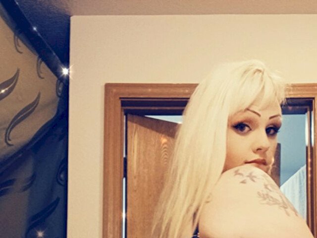 CumKittyxx's profile - Image n°3
