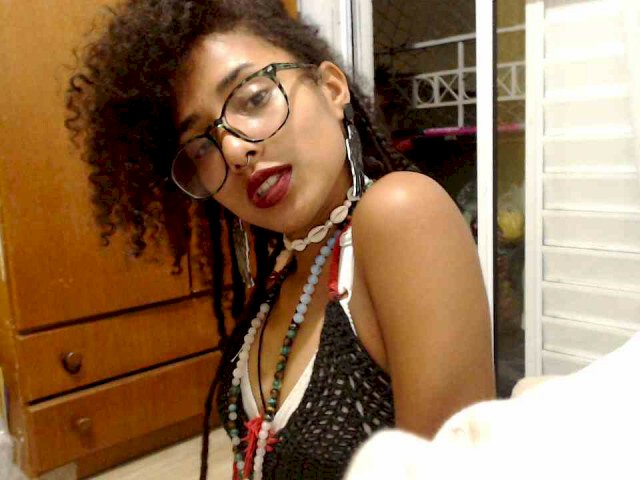 courtneyleoa's Profil - Bild n°25