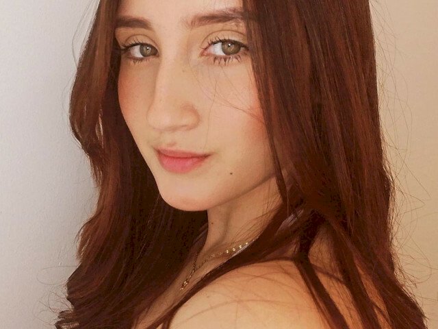 Carol's profile - Image n°0