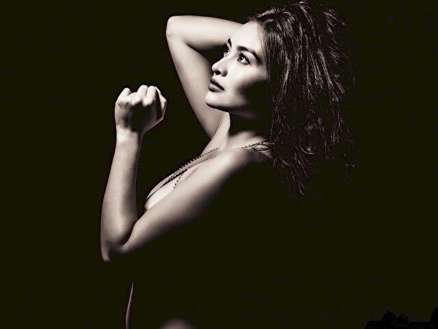 CristinDashe's profile - Image n°0