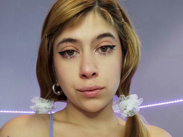 CoralJade's profile - Image n°1