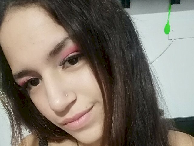 camilaih's profile - Image n°0