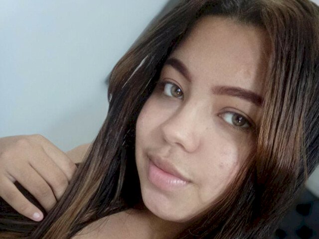 Carolinaih's profile - Image n°1