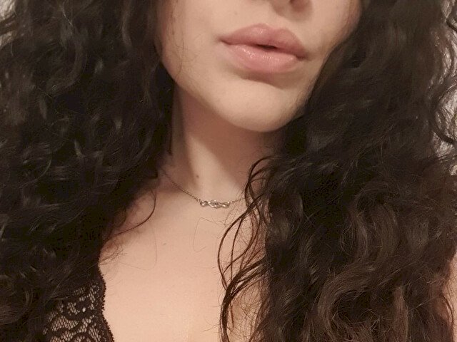 CurlyExotic's profile - Image n°2