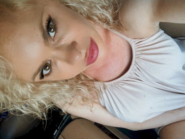 Cheatinwife's profile - Image n°0