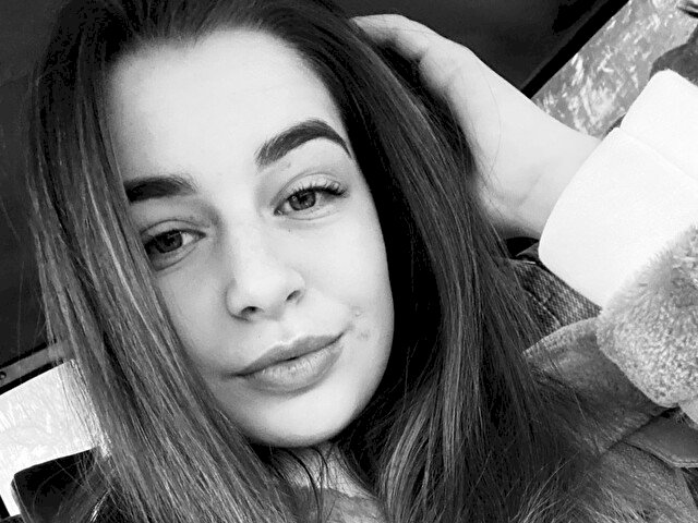 CarlieLove's profile - Image n°1