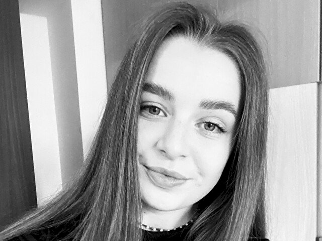 CarlieLove's profile - Image n°2