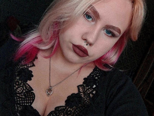 CarrieCherie's profile - Image n°1