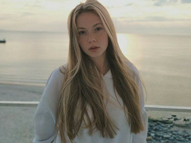 Charron's profile - Image n°2