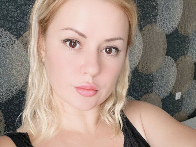 CrystallEyes's profile - Image n°0
