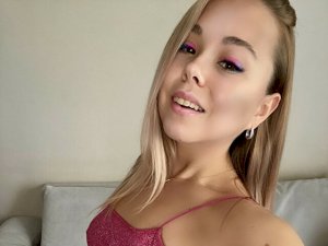 ClaireBlonde's Sexcam