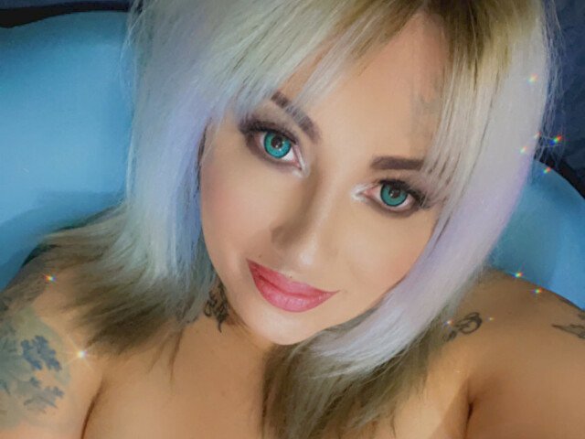 Curvylicious's profiel - Afbeelding n°7