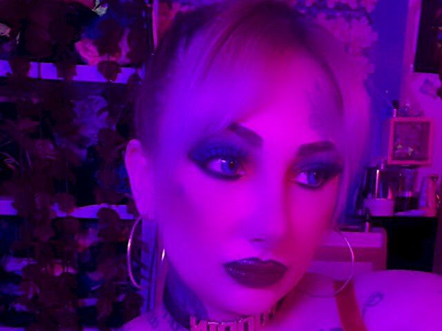 Curvylicious's profiel - Afbeelding n°13