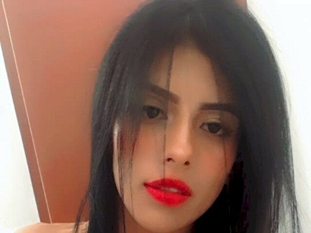 CatalinaGonz's profile - Image n°1