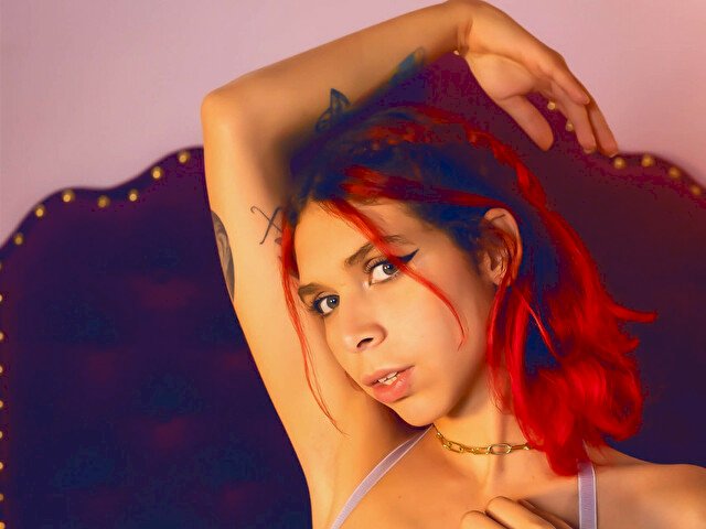 cherryadams's profile - Image n°0