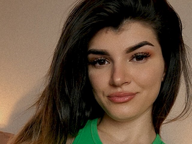 CelineMayers's profile - Image n°4