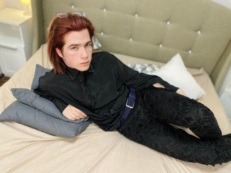 CameronWide's profile - Image n°0