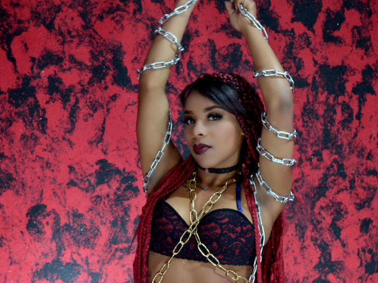 CamilaDole's profile - Image n°0