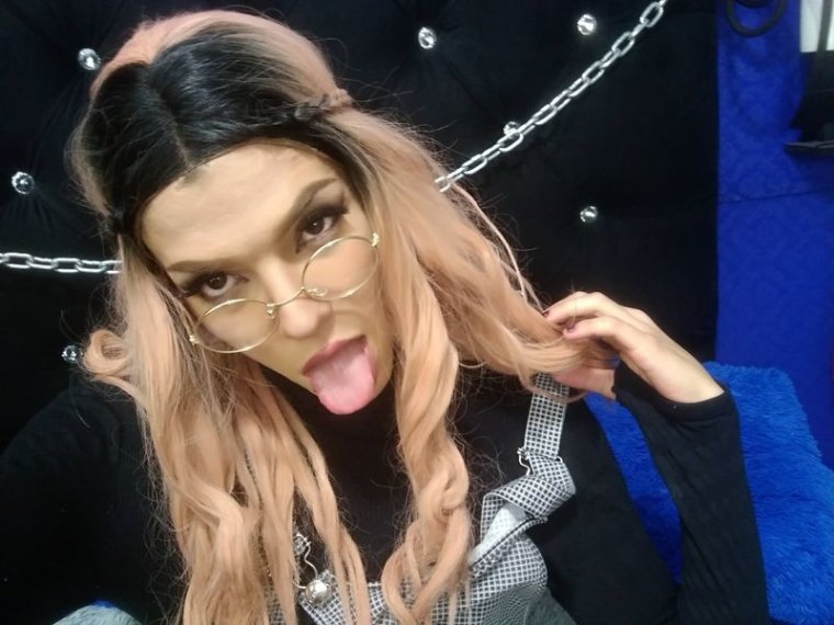 CamilaMontier's profile - Image n°0