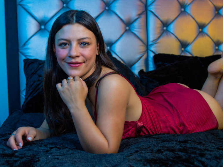 CamilaSolarte's profile - Image n°0