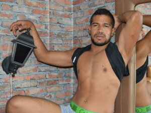 CamiloBrown's Sexcam