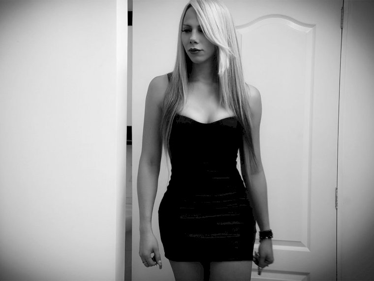 CandyBlondyx's profile - Image n°1