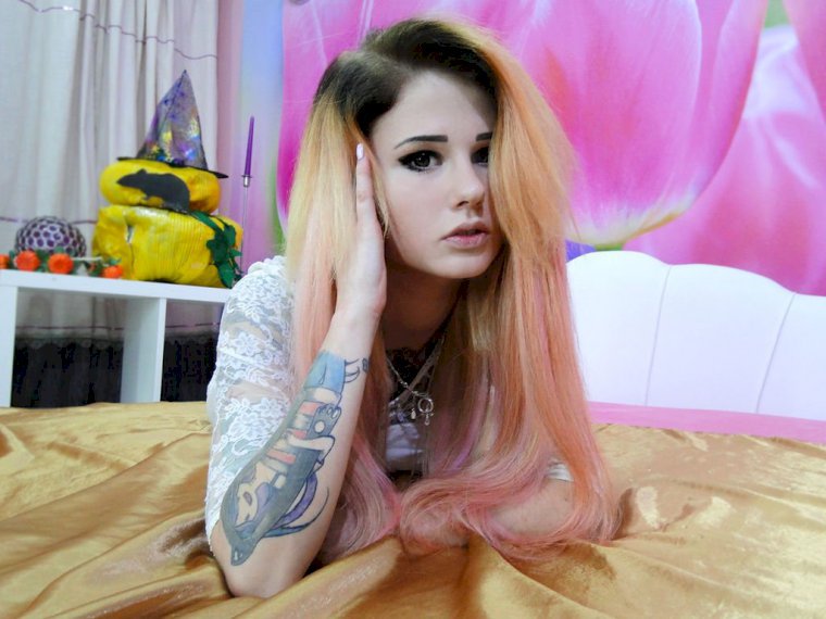 CandyWannaPlay's profile - Image n°1