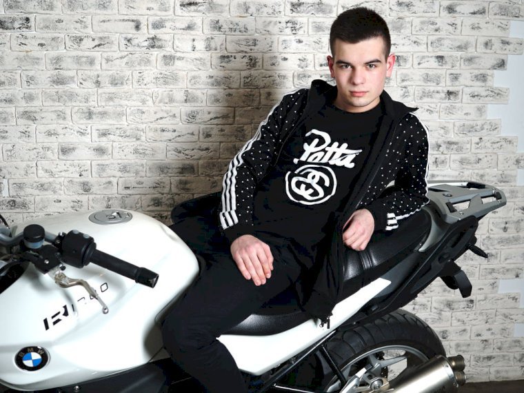 CarlCasper's profile - Image n°1