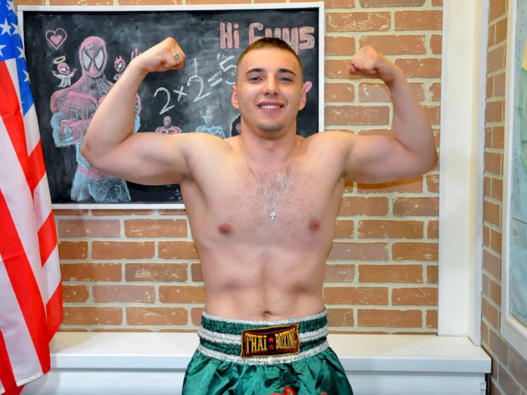 CarlitoBoxer's profile - Image n°1