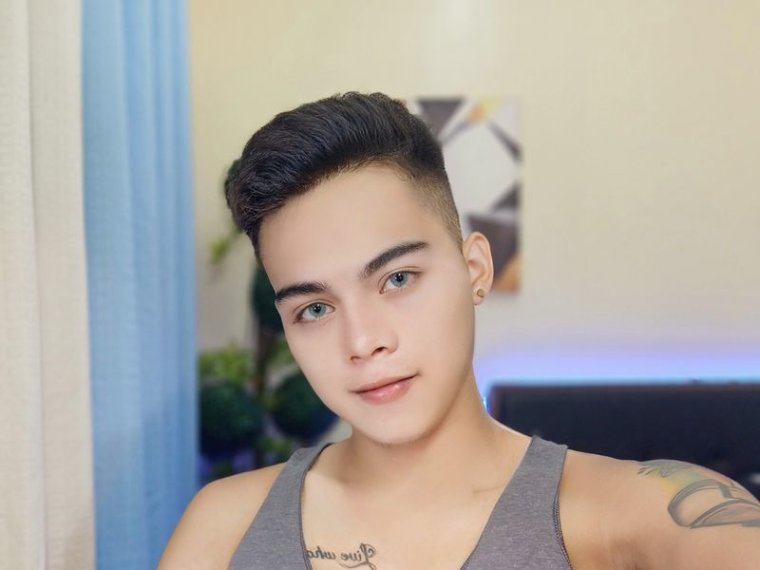 CarloPoe's profile - Image n°0