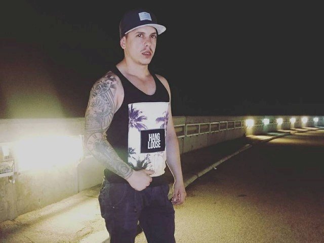 carlos8888's profile - Image n°0