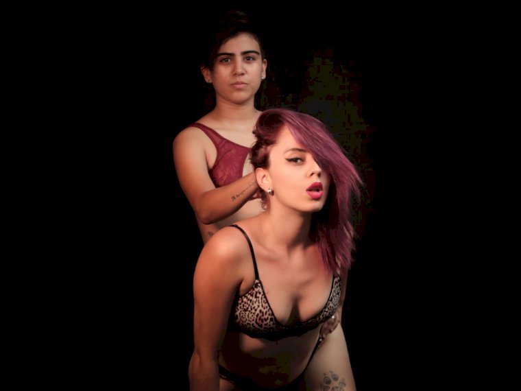 caroandlucy's profile - Image n°1