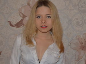 CarolineLoving's Sexcam