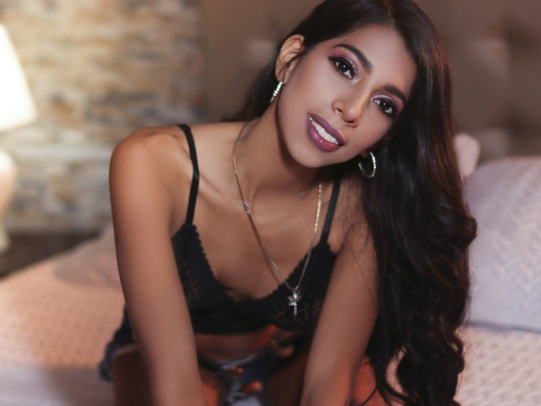 CarolSalas's profile - Image n°0