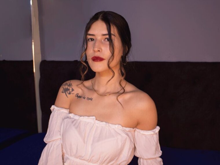 CasandraCain's profile - Image n°0