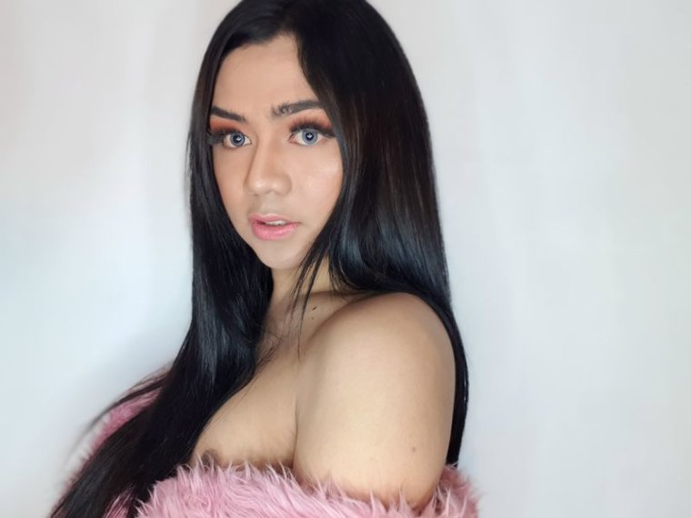CassieGarcia's profile - Image n°1