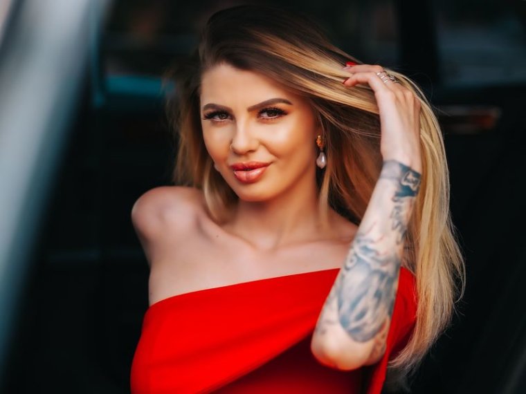 CataleyaPierce's profile - Image n°0