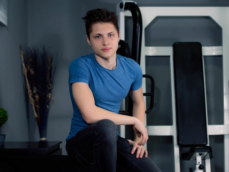 ChadMoreno's profile - Image n°0