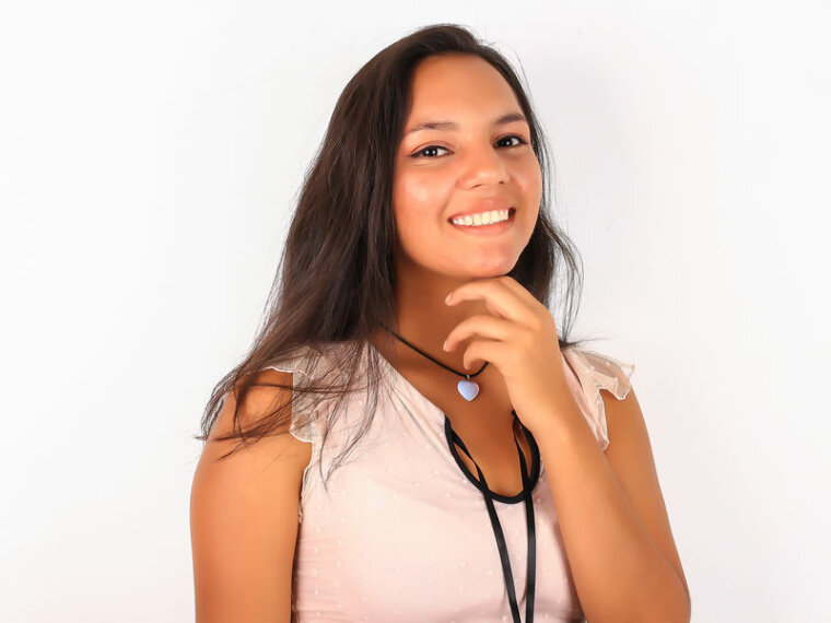 charlotemomo's profile - Image n°0