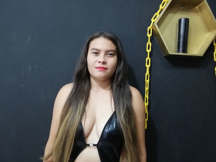 CharlotteMeyer's profile - Image n°0