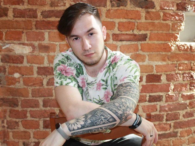CharlyMorgan's profile - Image n°0