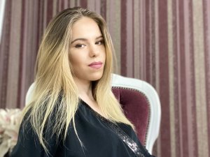 Sexcam Porn von ChloeHighins