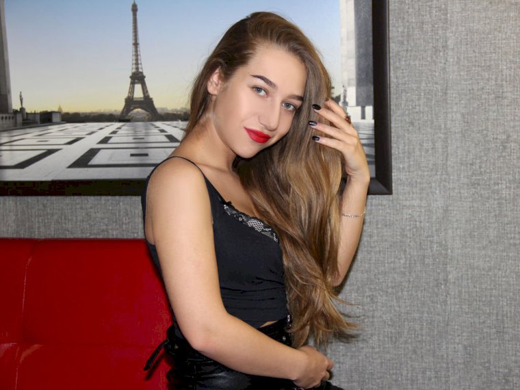 ChloeLynch's profile - Image n°1