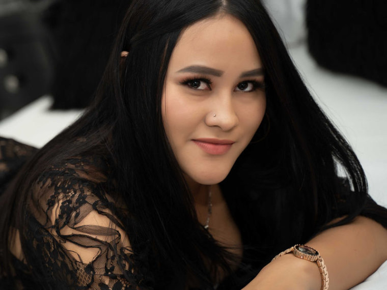 CloeBrown's profile - Image n°0