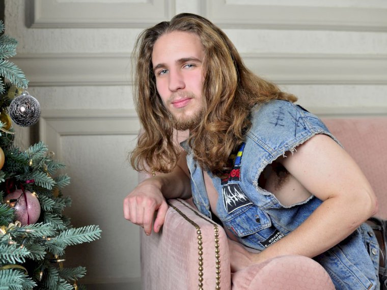 ConradCarter's profile - Image n°1